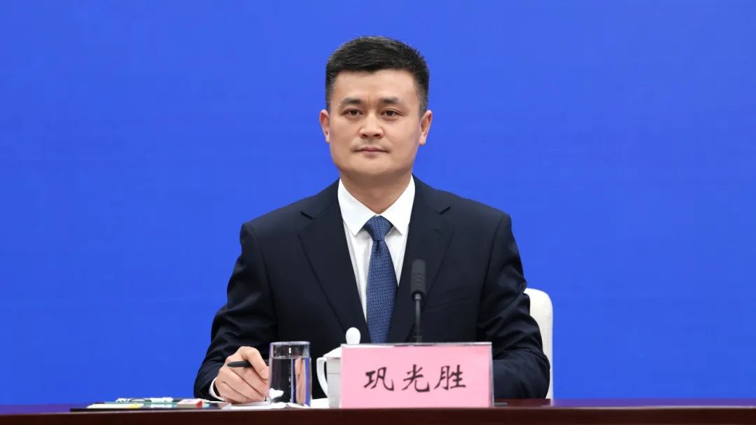 巩光胜.jpg